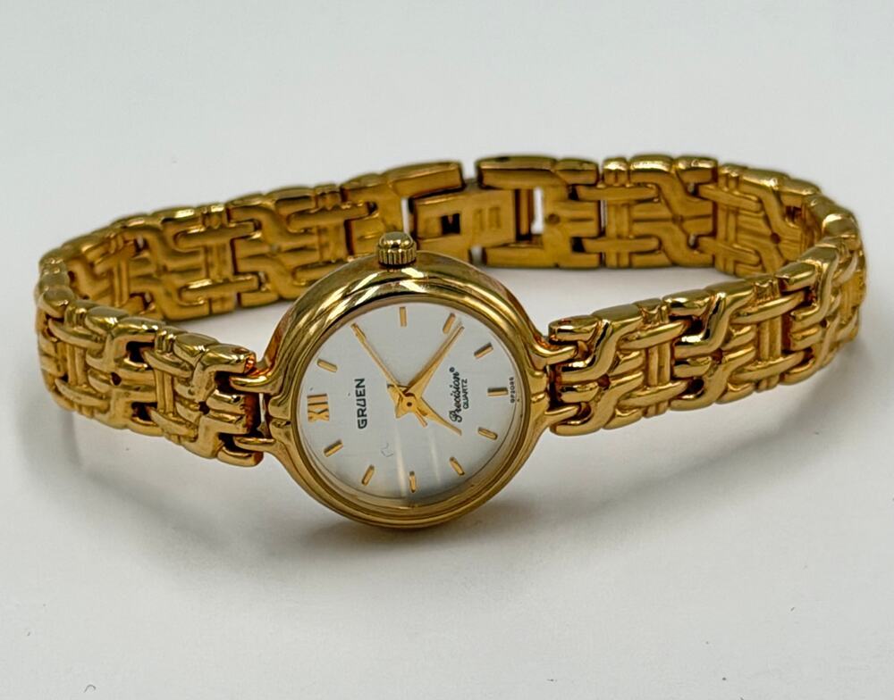 Vintage Gruen Precision Quartz Swiss Parts Gold Tone Watch GP066 NEW BATTERY